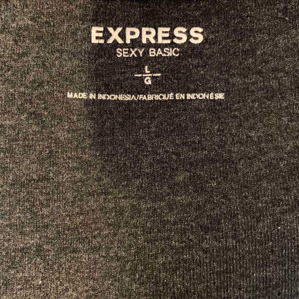 Express Top - Picture 4 of 4